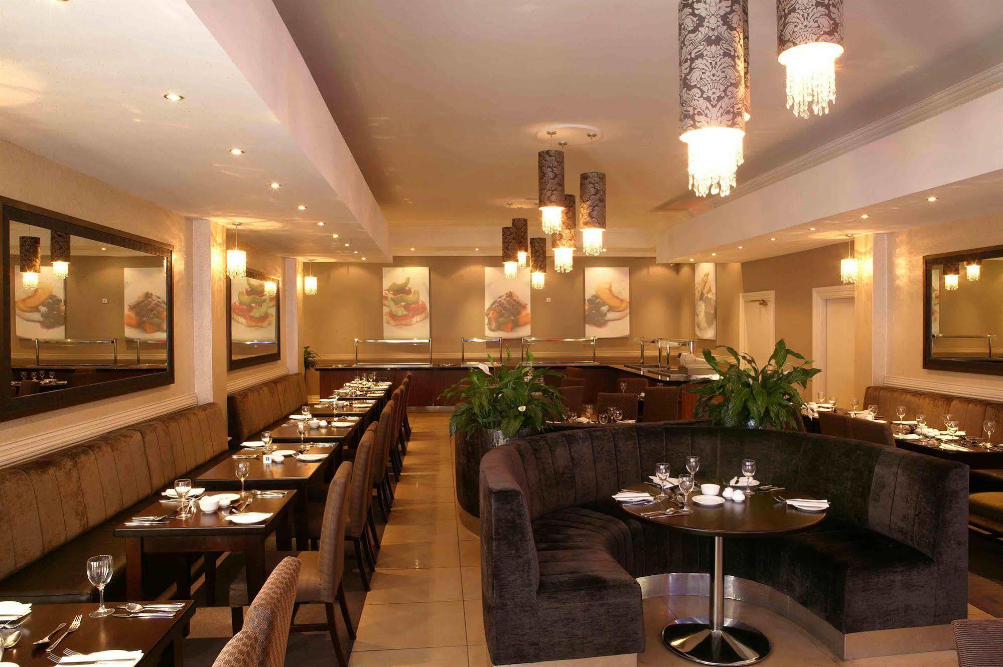 Killarney Oaks Hotel Restaurang bild